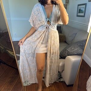 Beautiful lacy floor-length duster - front tie - flower pattern